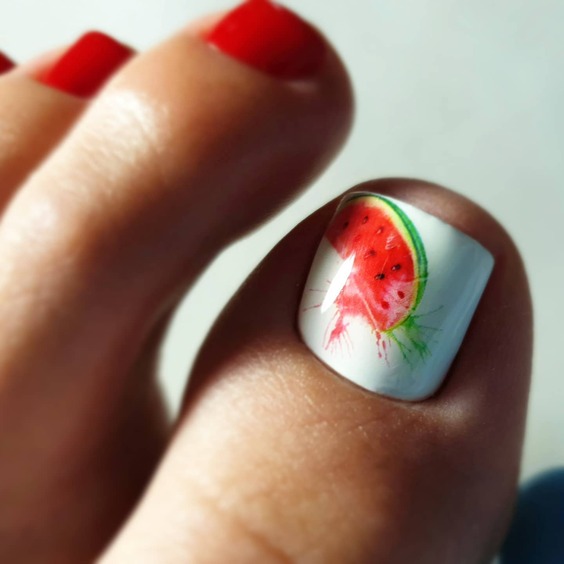 19 Stunning Red Toe Nail Designs: From Classic to Creative Ideas