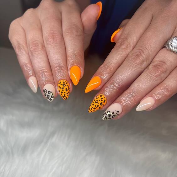 23 Stunning Summer Cheetah Print Nails: Trendy Designs for 2024