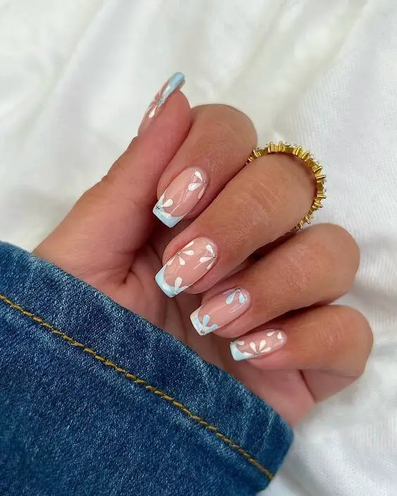 22 Summer French Manicure 2024: Elegant Designs and DIY Tips for Stylish Nails