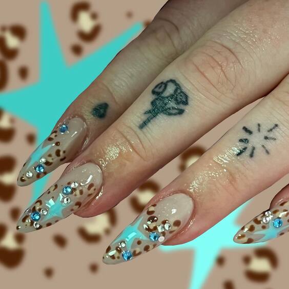 23 Stunning Summer Cheetah Print Nails: Trendy Designs for 2024