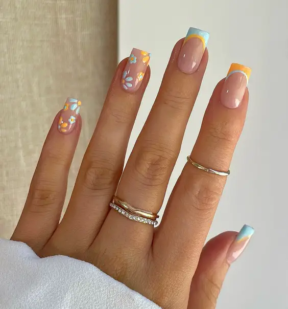 20 Summer August Nail Colors: Vibrant Designs & DIY Tips for Stunning Manicures