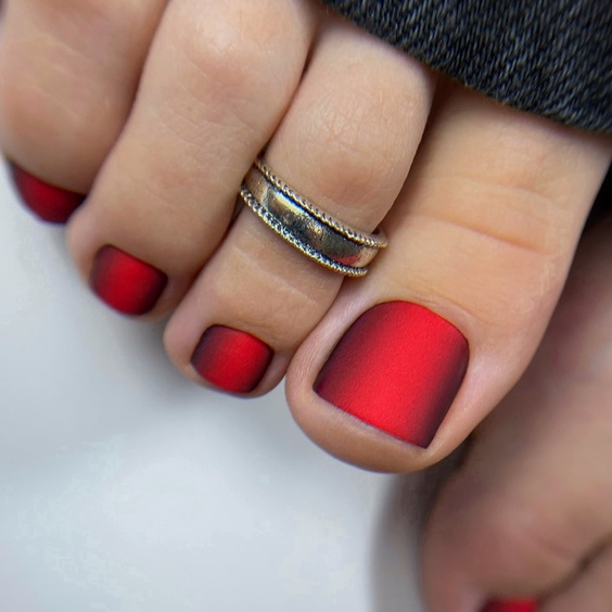 19 Stunning Red Toe Nail Designs: From Classic to Creative Ideas