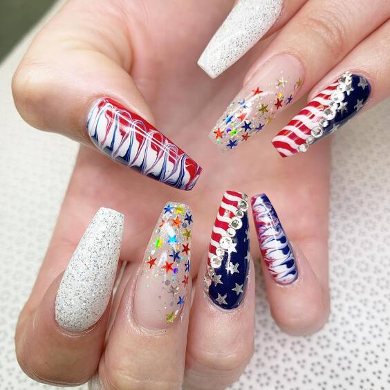 20 Stunning USA Nails for 4th of July: Designs, DIY Tips, and Patriotic Art