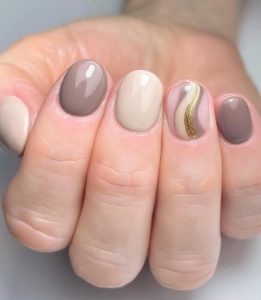 22 Stunning Nude Summer Nails 2024: Elegant Designs & DIY Tips