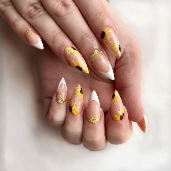 21 Stunning Summer Sunflower Nail Designs to Brighten Your Look