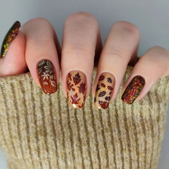 20 Embrace Fall with Stunning Leaves Nail Art Designs