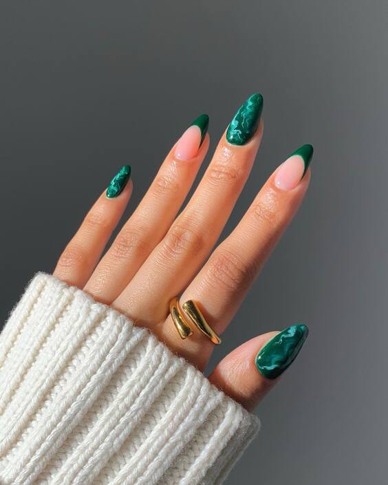 20 Stunning Fall Green Nail Designs for a Trendy Manicure