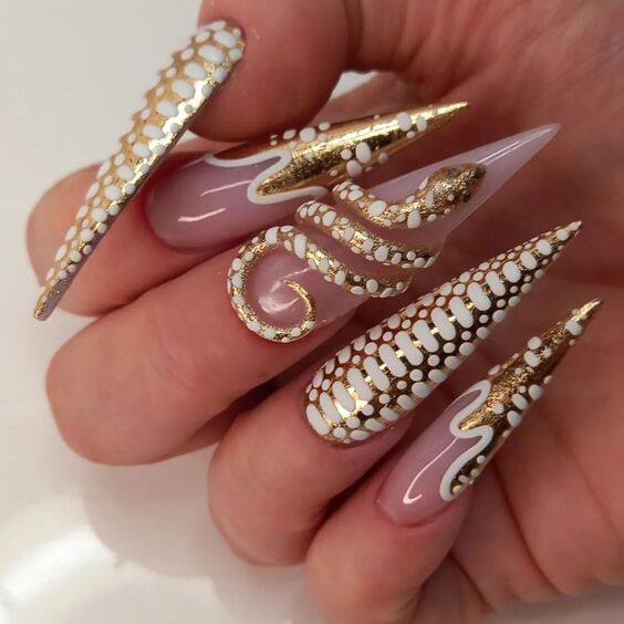 20 Elegant Fall Nail Designs: Discover Simple & Creative Manicures for 2024