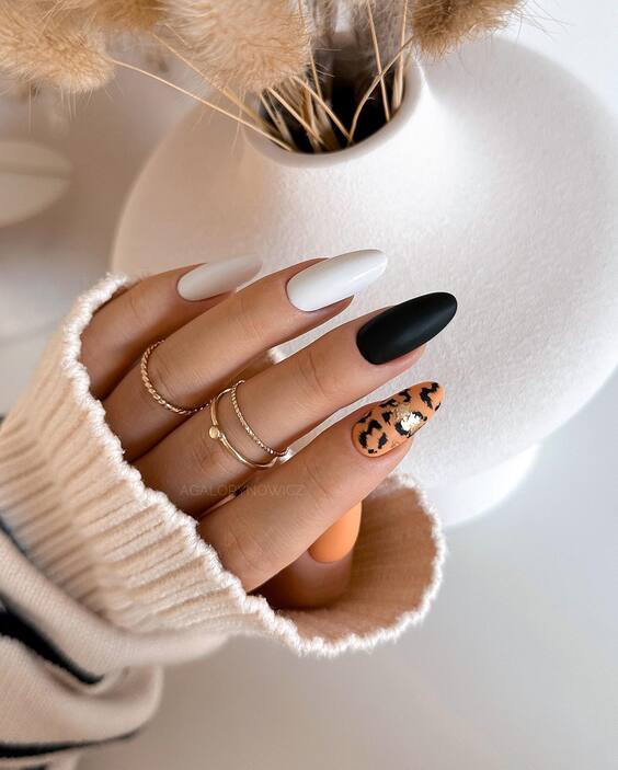 19 Easy Fall Nail Art Designs to Try This Season