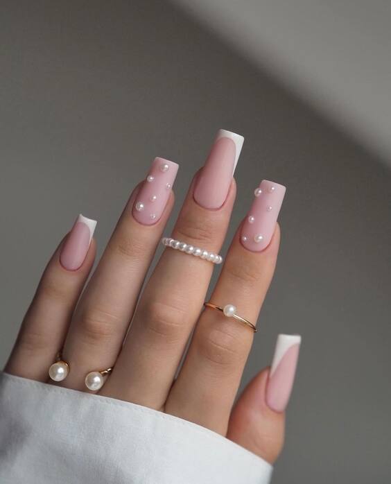 20 Stunning Fall Wedding Nail Designs to Try in 2024