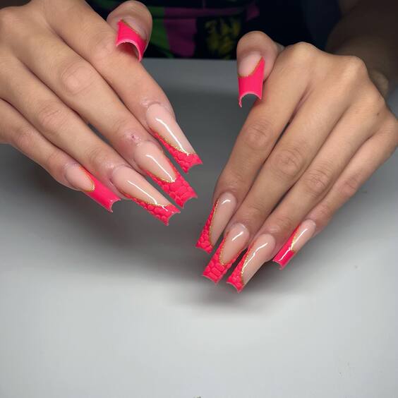 20 Stunning Coral Beach Nail Designs for Vibrant Summer Style