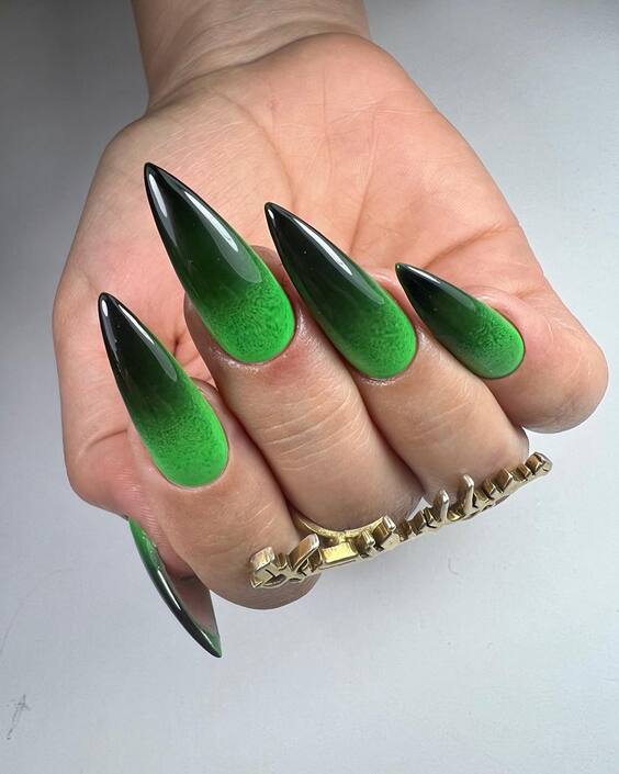 20 Elegant Fall Nail Designs: Discover Simple & Creative Manicures for 2024