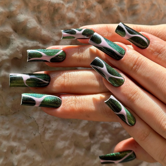 22 Fall Dip Nails 2024: Explore Top Designs & Colors for the Season