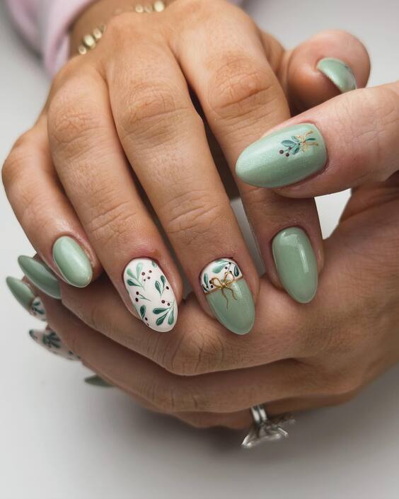 20 Stunning Fall Green Nail Designs for a Trendy Manicure