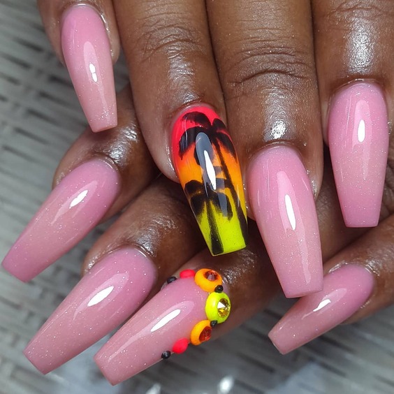 22 Tropical Nail Art Ideas: Vibrant Designs for Beach & Vacation Style