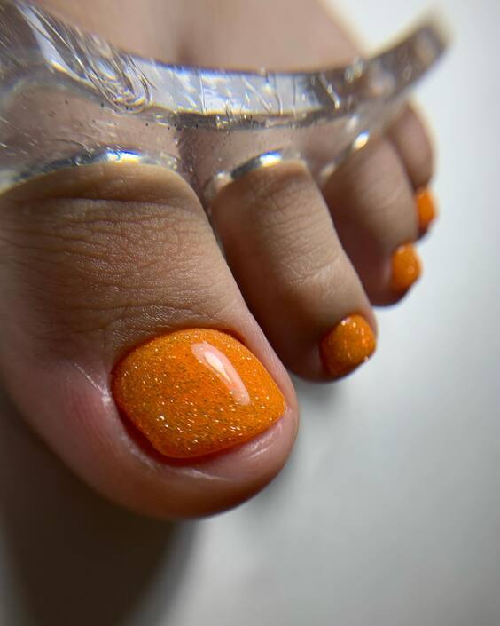 19 Stunning July Toe Nails 2024: Explore Vibrant Summer Designs