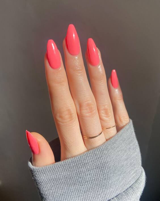 20 Stunning Coral Beach Nail Designs for Vibrant Summer Style