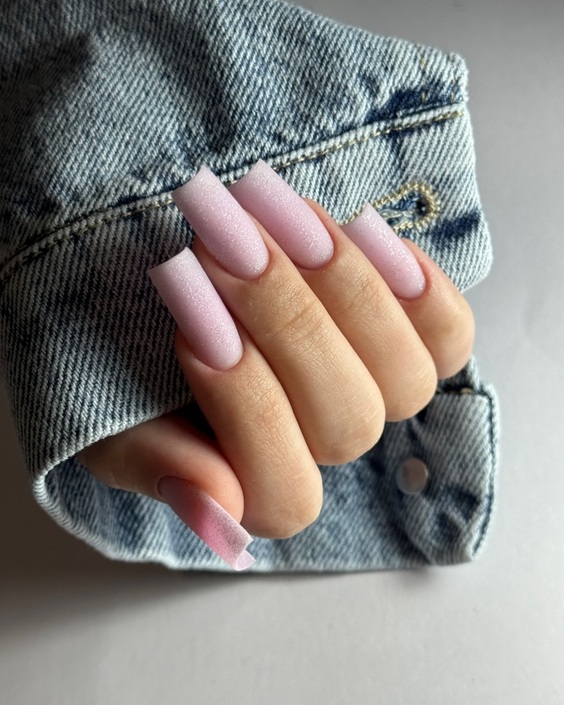 22 Vibrant July 2024 Nail Trends: Bold Colors & Elegant Designs