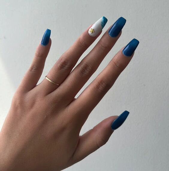 21 Beach Nails Trends: Elegant Designs for Every Seaside Adventure