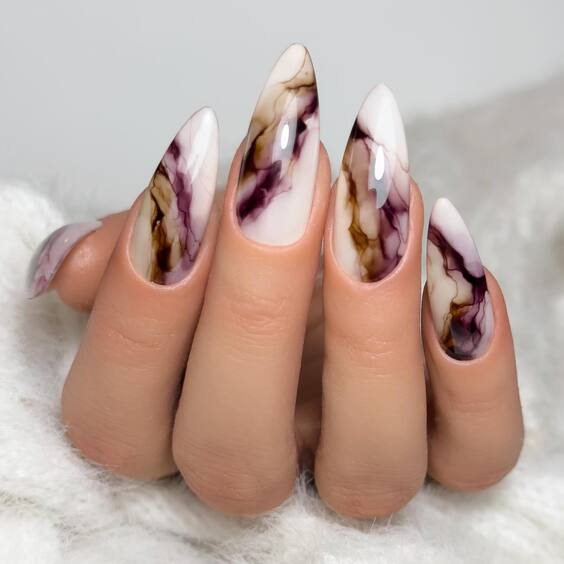 22 Fall Nail Art Designs: Discover the Latest Trends for Autumn 2024