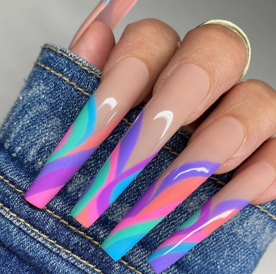 21 Stunning Beach-Themed Nails: Designs & Ideas for the Perfect Summer Look