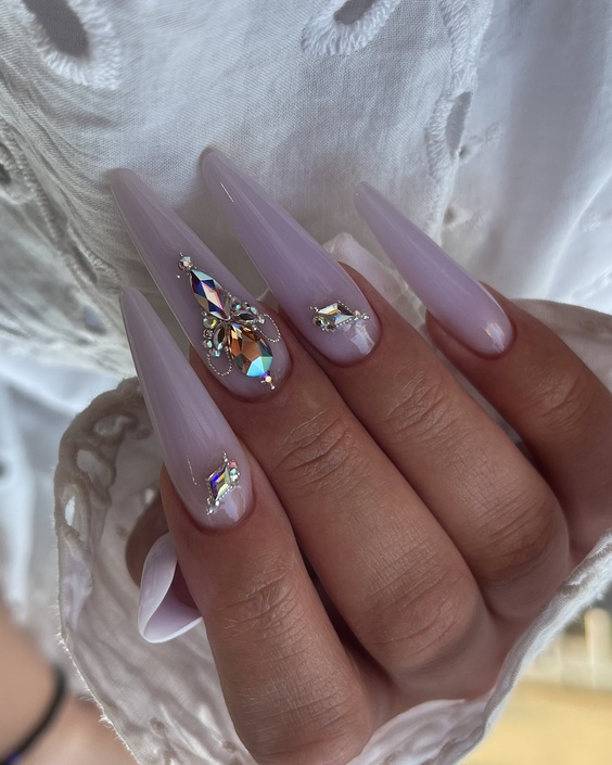 20 Elegant Fall Nail Designs: Discover Simple & Creative Manicures for 2024