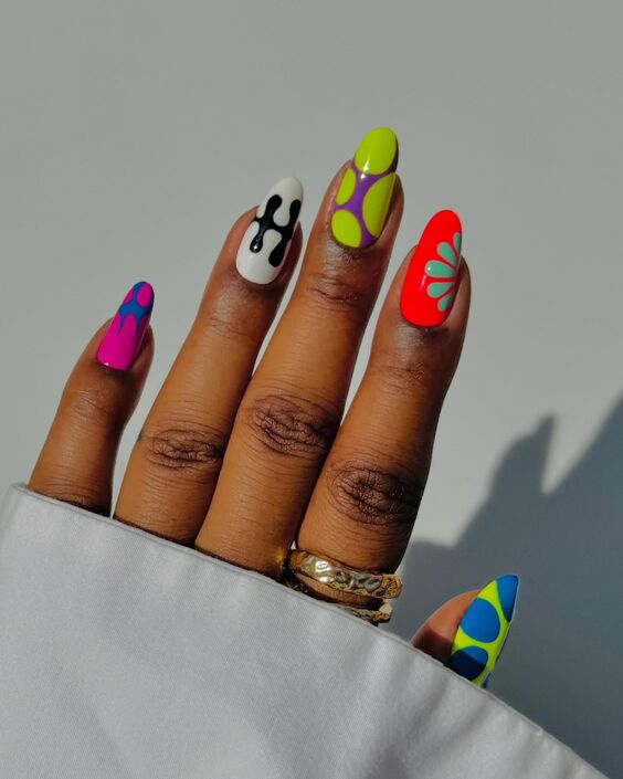 23 Stunning Beach Vacation Nail Designs: Top Trends for Your Next Getaway