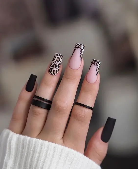 23 Stunning Matte Fall Nail Ideas for the Perfect Autumn Look