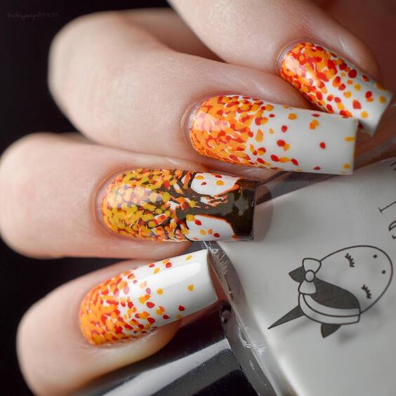 20 Embrace Fall with Stunning Leaves Nail Art Designs