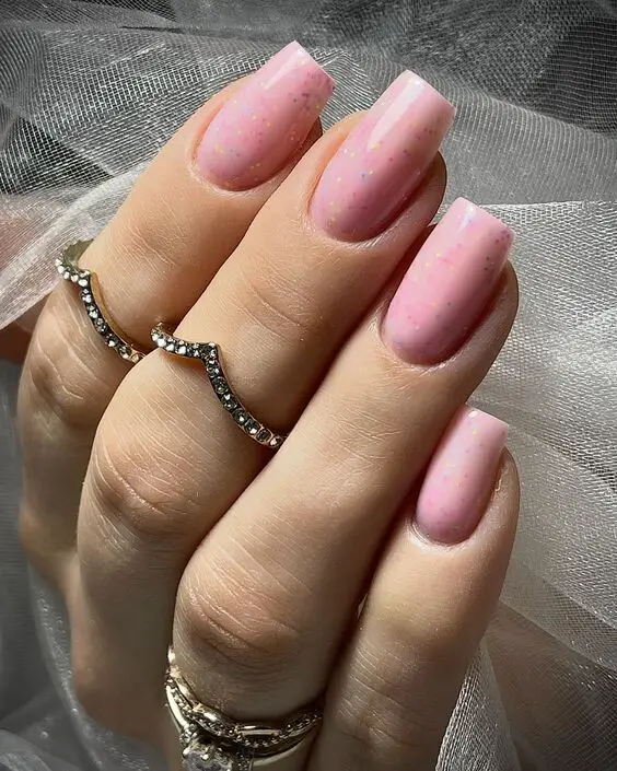 21 Top Fall Pink Nail Colors to Try This Season