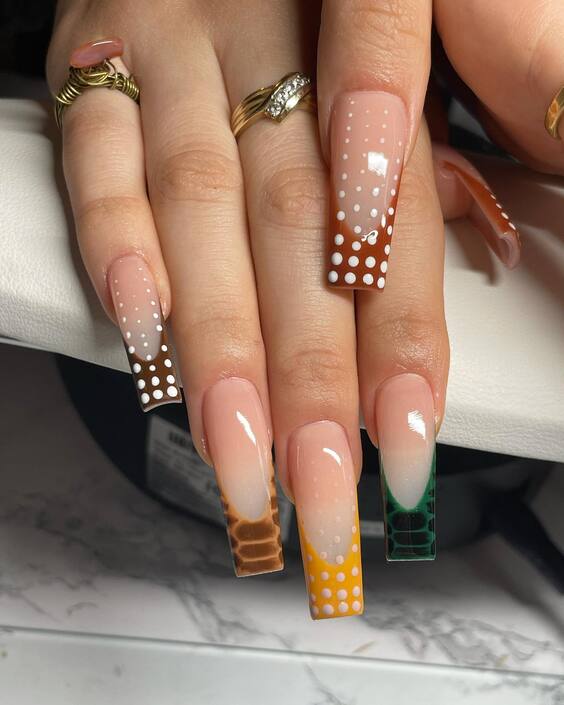 20 Top Fall Acrylic Nail Designs: Trendy Art for Autumn Season