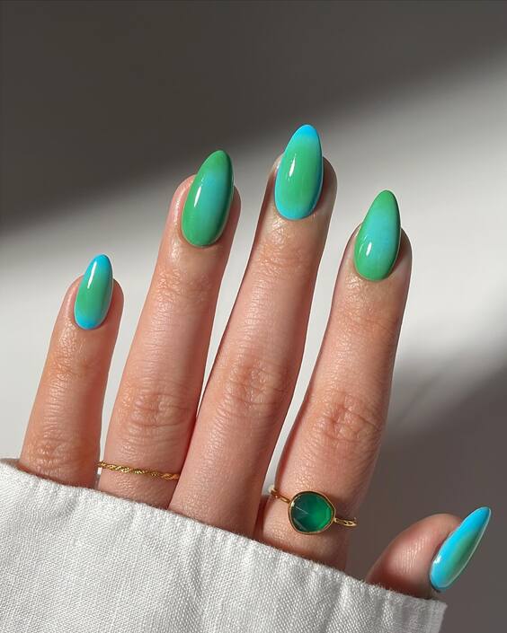 20 Stunning Fall Green Nail Designs for a Trendy Manicure