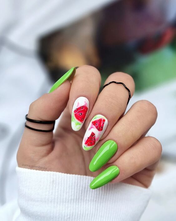 22 Vibrant July 2024 Nail Trends: Bold Colors & Elegant Designs