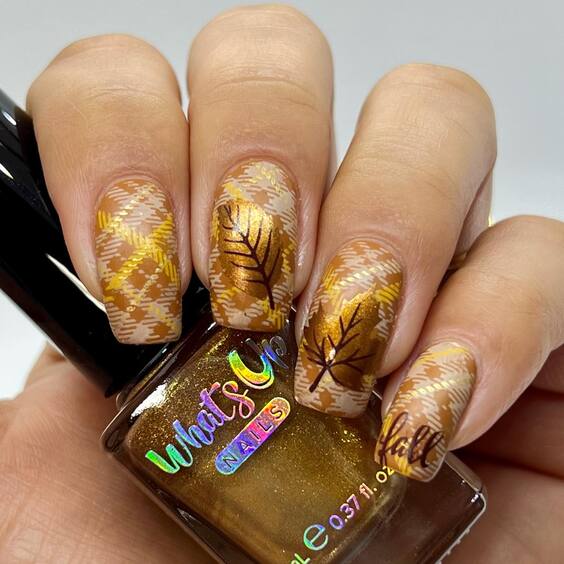 20 Embrace Fall with Stunning Leaves Nail Art Designs