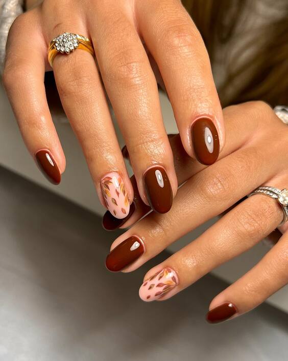 21 Autumn Leaf Nail Art: Trendy Designs for Fall