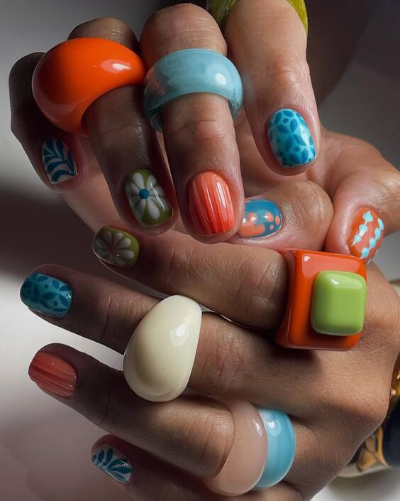 23 Trendy Short Fall Acrylic Nails: Explore Top Designs!