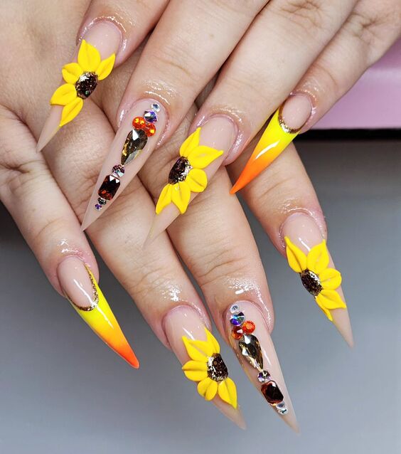 21 Stunning Fall Sunflower Nail Designs for a Seasonal Refresh