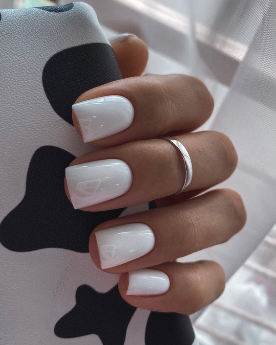 23 Trendy Short Fall Acrylic Nails: Explore Top Designs!