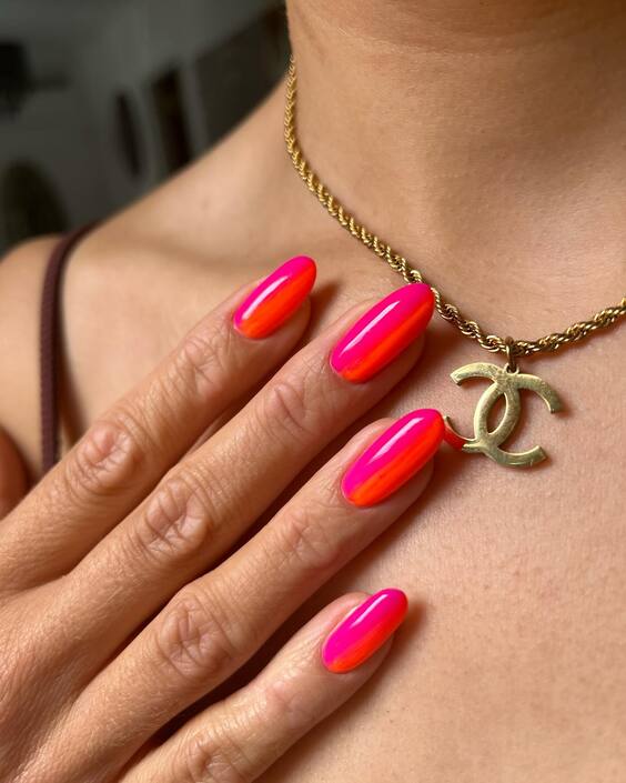 20 Stunning Nail Colors for Every Season: From Bright Neon to Subtle Pastels