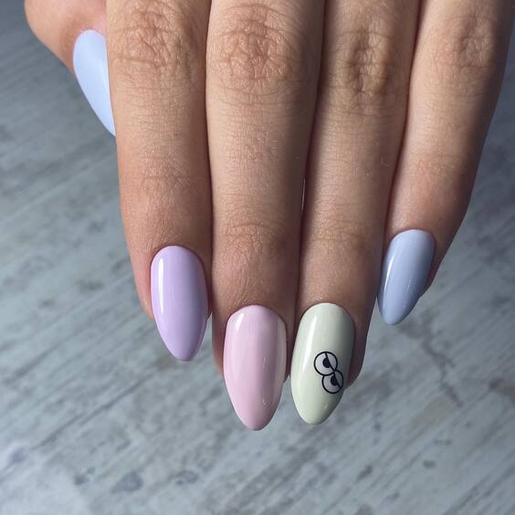 19 Stunning Nude Nail Colors for Every Skin Tone: Tips & Styles 2024