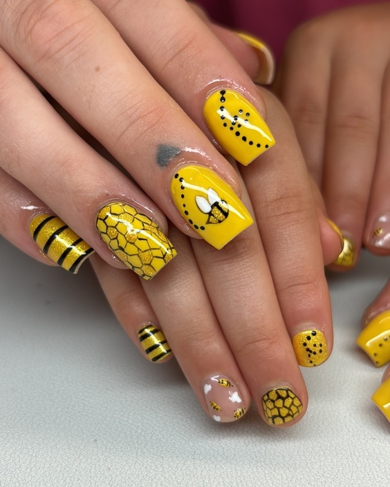 20 Stunning Yellow Fall Nail Designs for a Vibrant Autumn Look