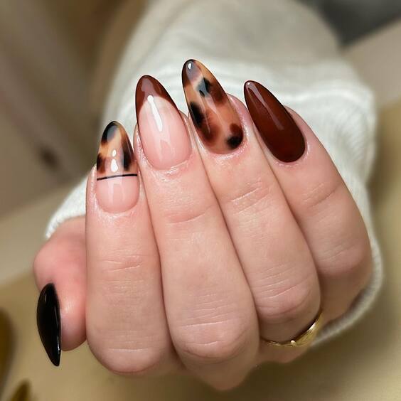 23 Fall Nail Colors: Top Trends and Designs for Autumn