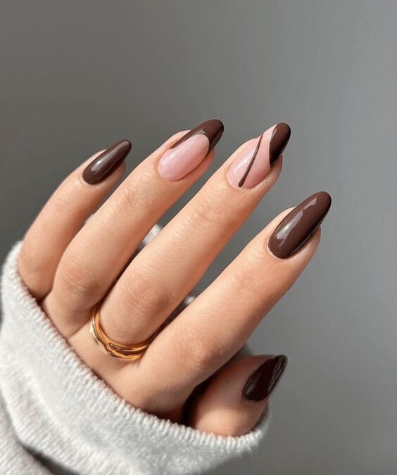 21 Top Popular Fall Nail Colors: Trendy Shades for Every Style