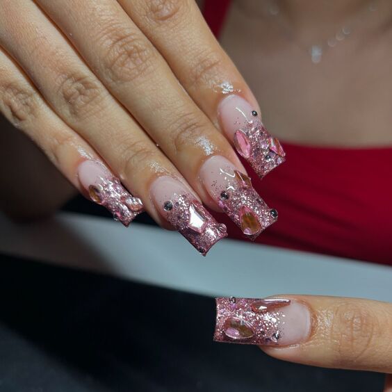 19 Top Fall Nails Glitter Designs: From Subtle to Bold Styles