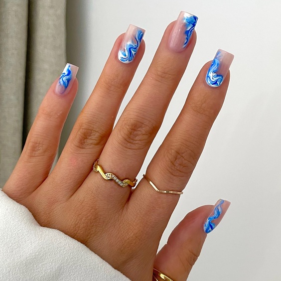 21 Fall Blue Nails 2024: Trendy Designs with Gold Flakes & French Tips