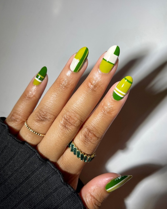 20 Elegant Olive Green Fall Nail Designs for Autumn