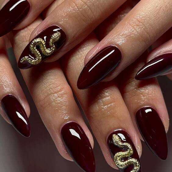 23 Stunning Burgundy Fall Nails: Elegant Designs for Autumn