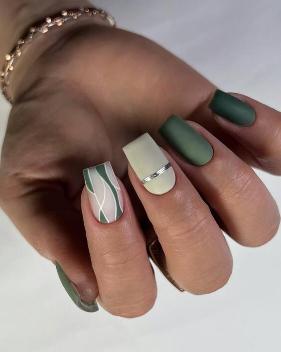 23 Stunning Fall Nail Designs: Explore Top Trends for Beautiful Manicures