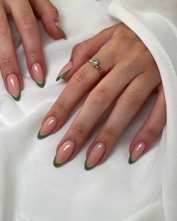 22 Elegant Fall Birthday Nails: Top Styles for Your Special Day!