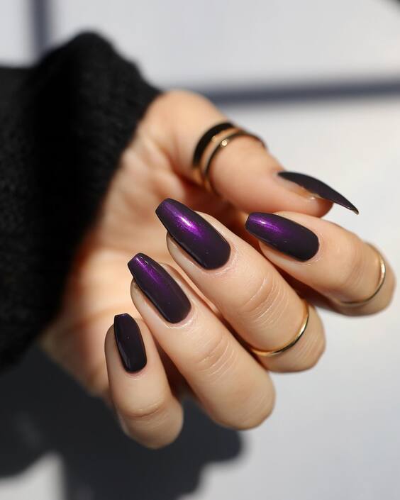 19 Trending Dark Fall Nail Colors 2024: Bold & Beautiful Designs!